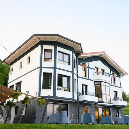 Neguetxea Boutique Hotel Guernica y Luno